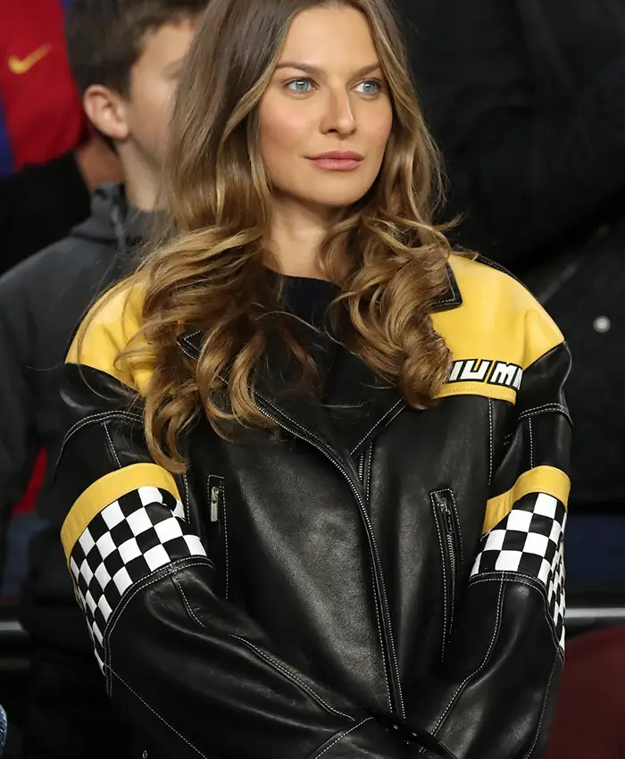 Close-up of Anna Lewandowska MLB Chicago White Sox Robert Lewandowski Wife Black-Yellow Moto Leather Jacket