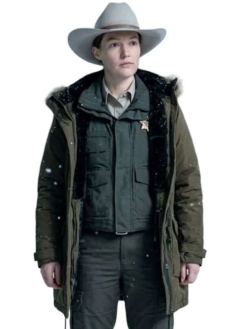 Lanterns-Sheriff-Kerry-Kane-Green-Fur-Coat