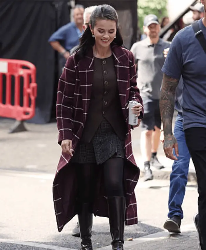 Selena-Gomez-TV-Series-Only-Murders-In-The-Building-2026-Plaid-Wool-Coat