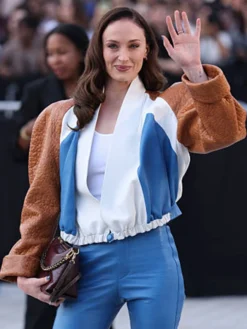 Sophie-Turner-Paris-Fashion-Week-2026-White-and-Blue-Panel-Cropped-Leather-Jacket