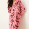Ted Lasso S04 Keeley Jones Pink Bow Print Robe